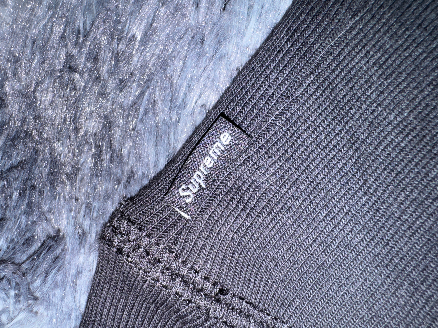 Sudadera Supreme Negra Box Logo (FW24)